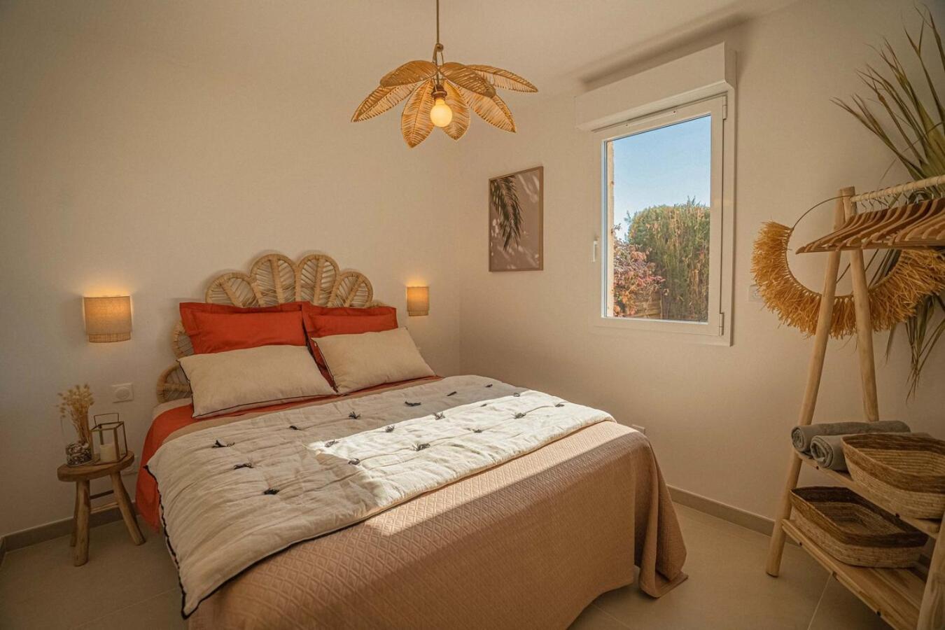 Logement Vue Mer Splendide - Situe A 50 Metres Du Bord De Mer Et 2 Minutes Des Plages - Bandolina Εξωτερικό φωτογραφία